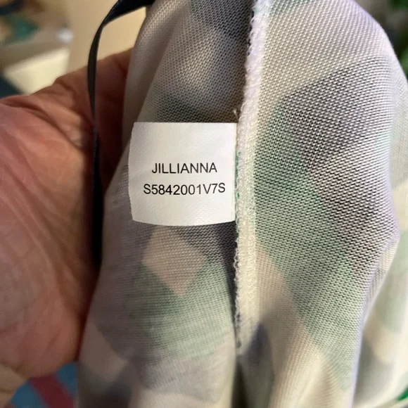 DVF Vintage wrap top - Picture 6 of 7